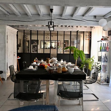 Les Nympheas 52 Bed & Breakfast Orges Exterior photo